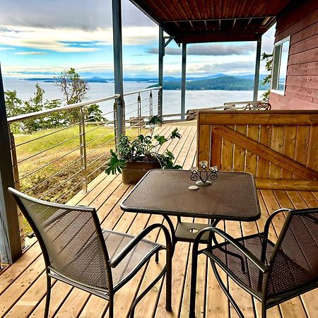 Shangri-La Oceanfront Vacation Home Bedwell Harbour Zewnętrze zdjęcie